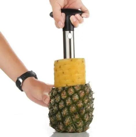 Pineapple rings cutter for perfect rings every time