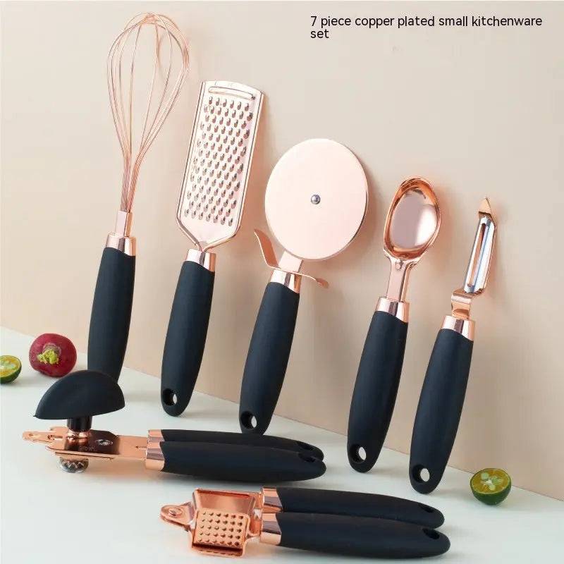 Copper plated peeler designed for effortless food preparation