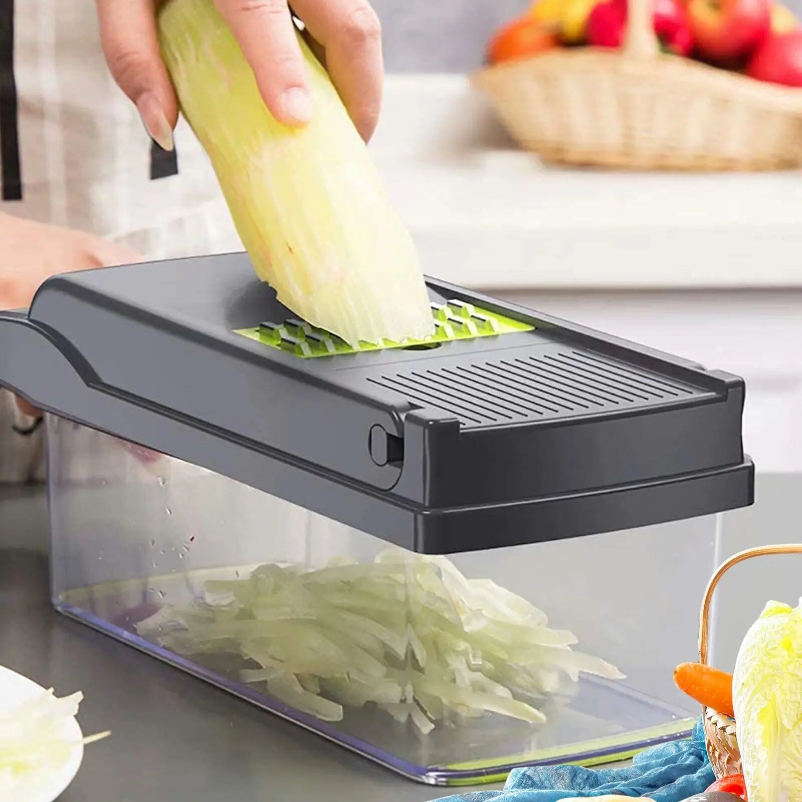 Fruit and vegetable cutter with handguard for safe slicing