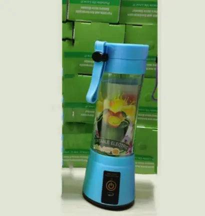Personal blender with an automatic cleaning function, perfect for health-conscious users