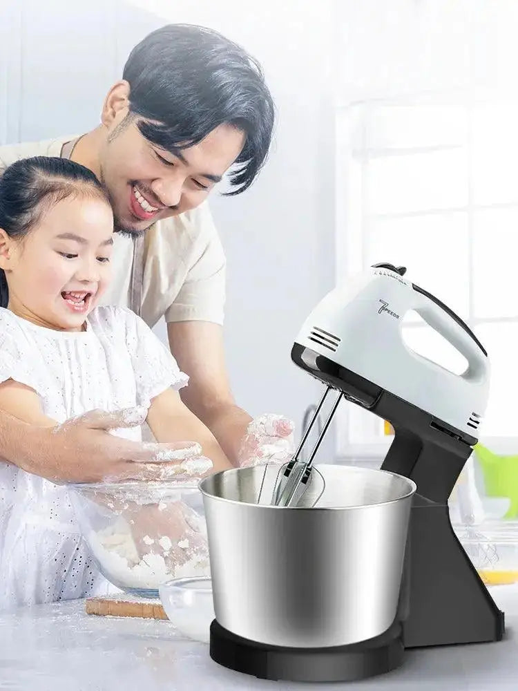 Compact kitchen blender ideal for residential use and easy storage