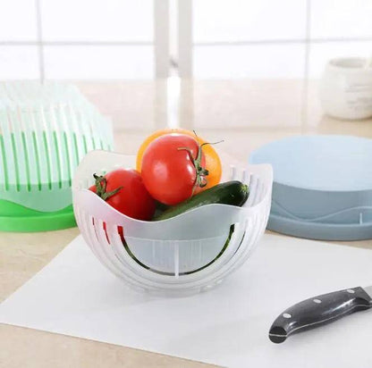 Ergonomic salad slicer with multiple cutting seams for efficient food prep