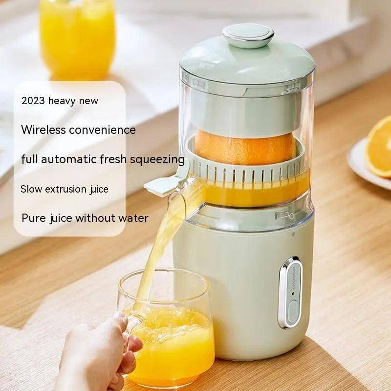 Lightweight Juicer designed as an efficient juice extractor for fruits and vegetables  