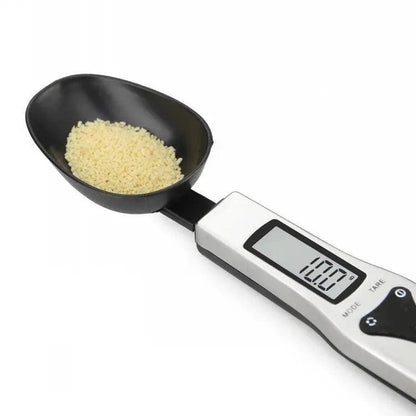 Smart Measuring Spoon with LCD display for precise measurements  