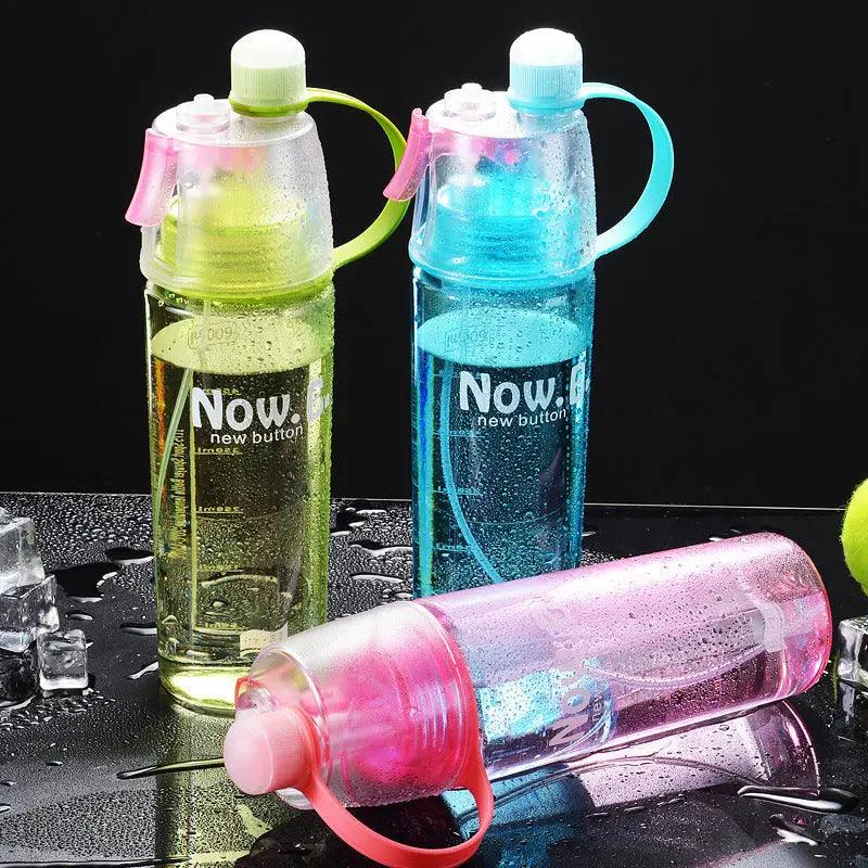 Insulated water bottle designed to keep drinks cold